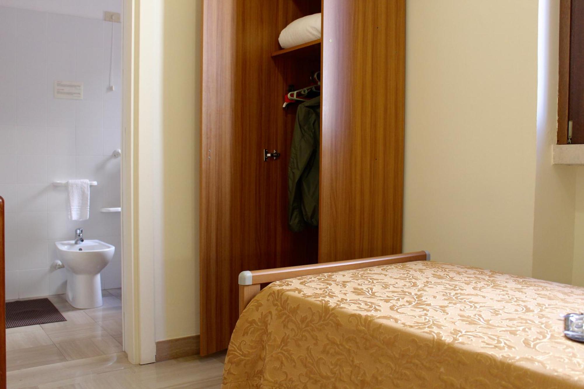 Albergo Del Santuario Santa Maria di Leuca Extérieur photo