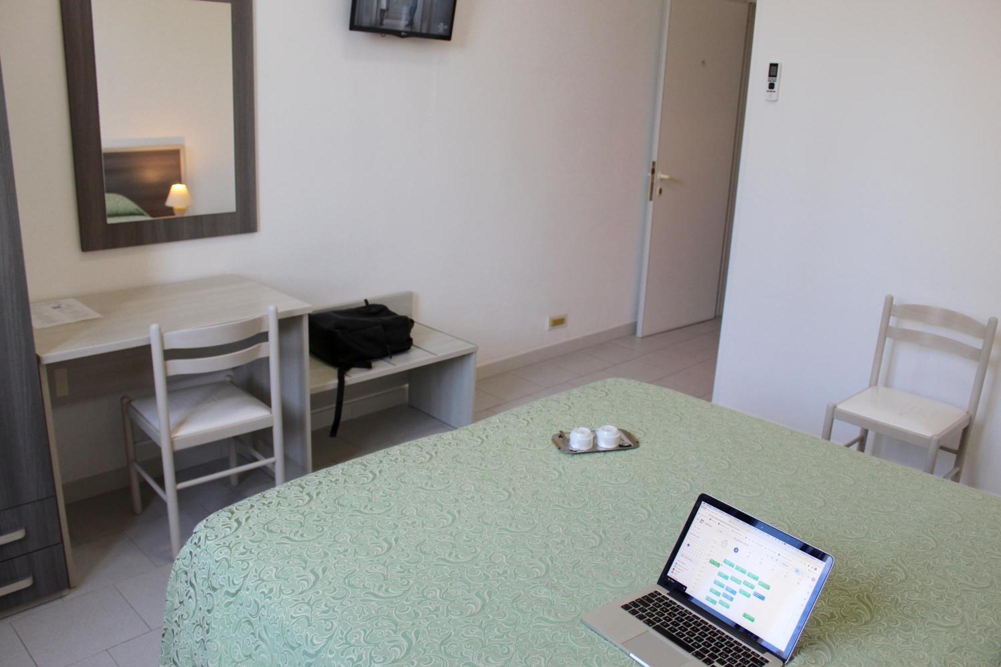 Albergo Del Santuario Santa Maria di Leuca Extérieur photo