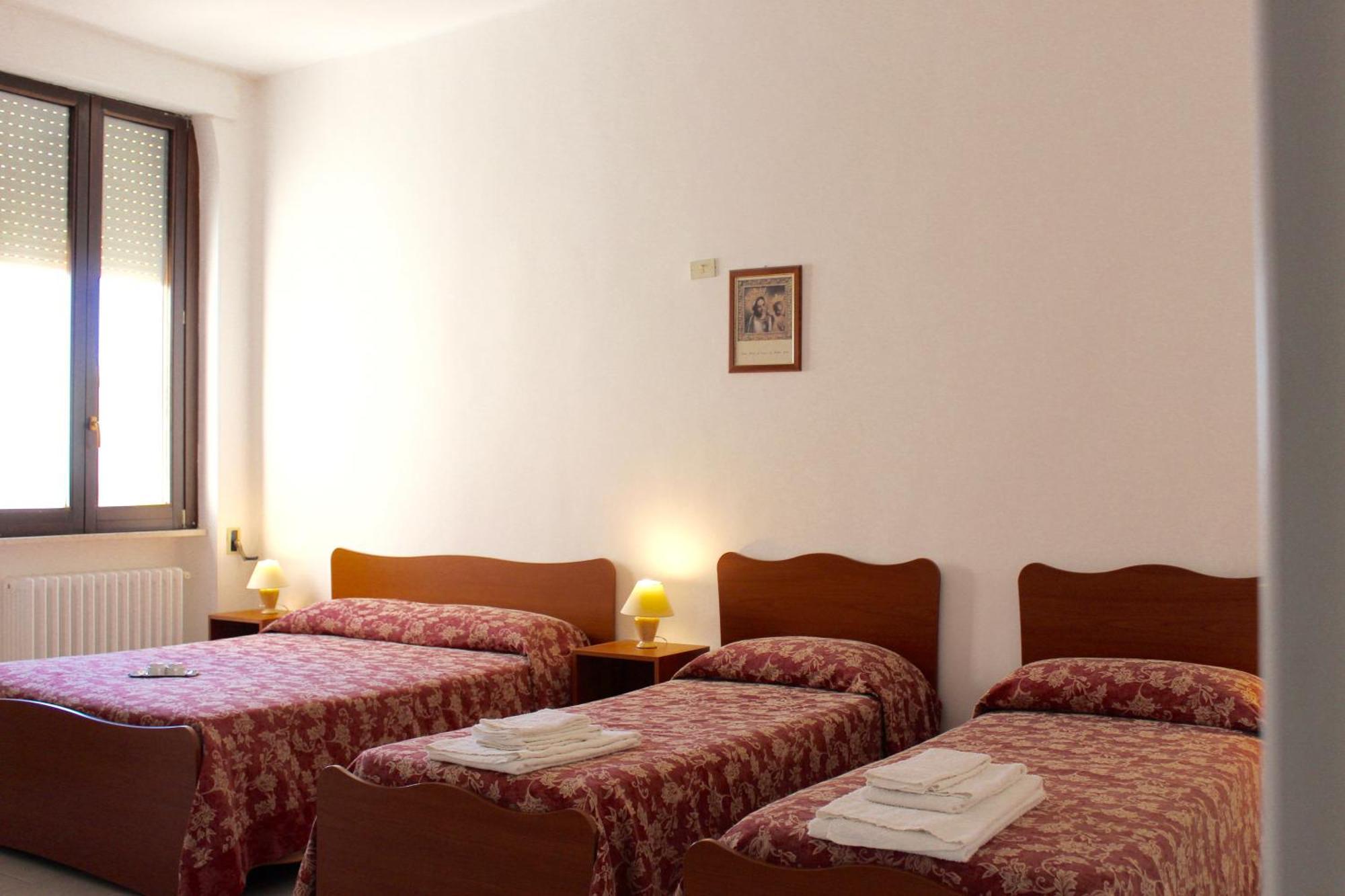 Albergo Del Santuario Santa Maria di Leuca Extérieur photo